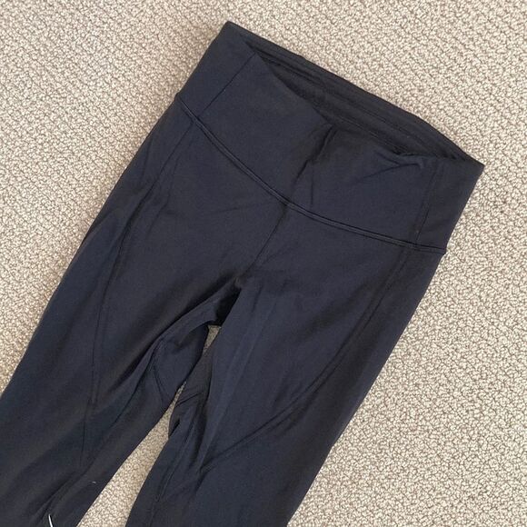 NEW LULULEMON Chasing Miles Tight MR 25" Leggings Nulux Fast Free Size 4 NWOT - Picture 7 of 14